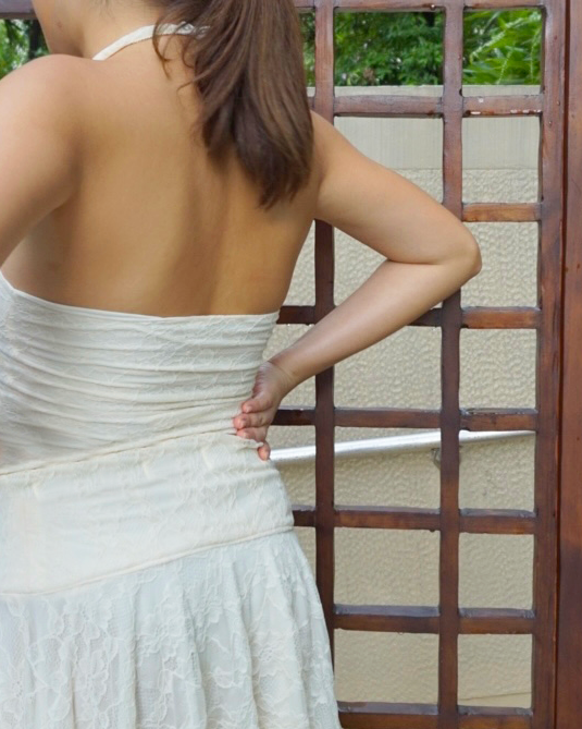HOLIDAY TOP IN FRENCH VANILLA