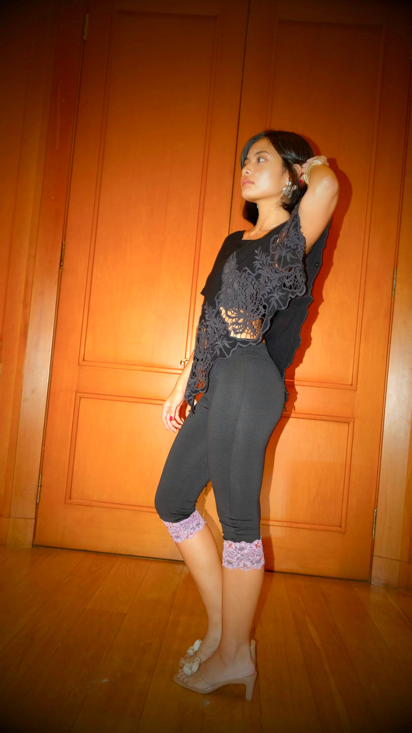 OLIVIA CAPRIS IN UBE